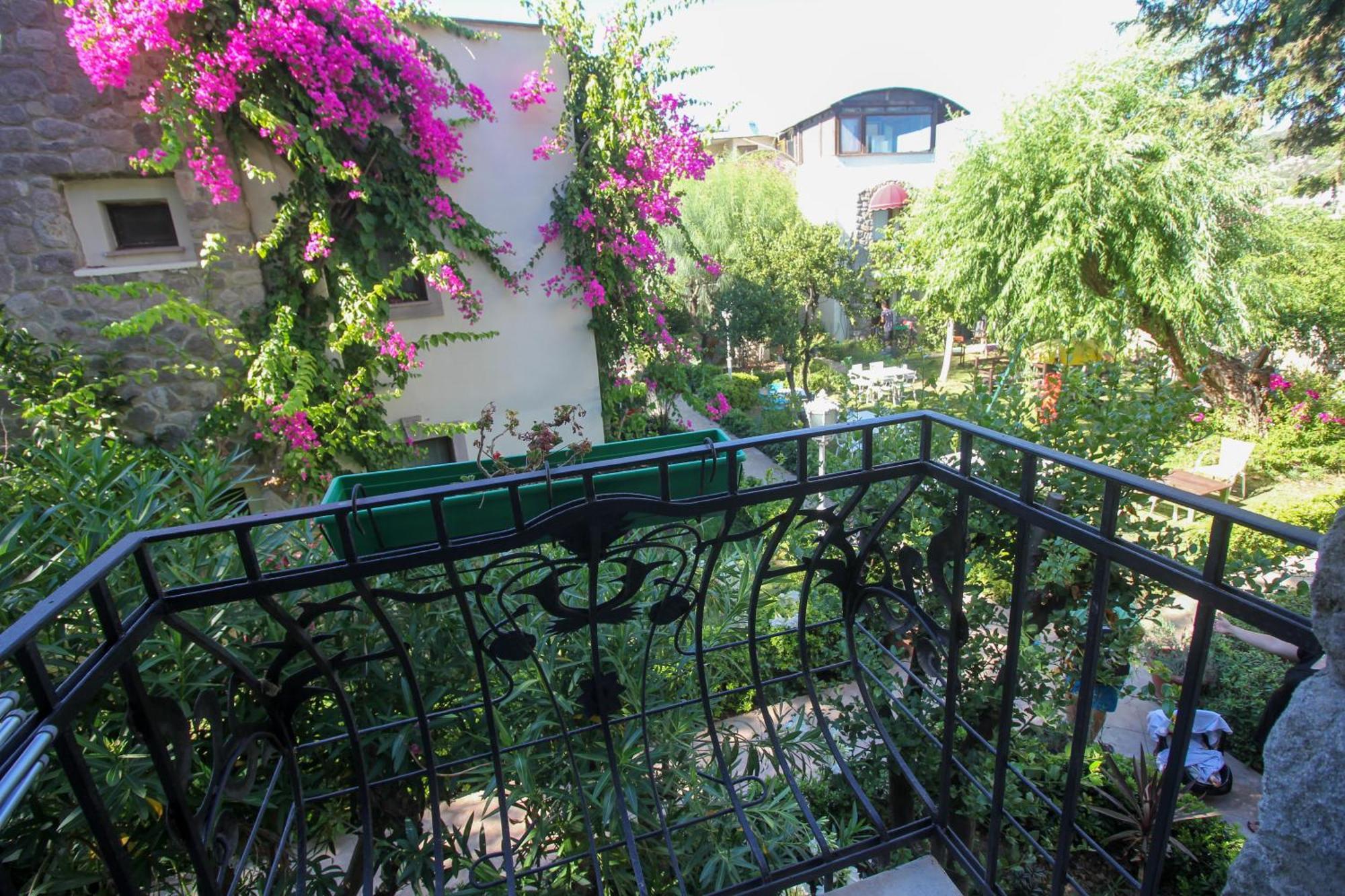 Bella Garden Hotel Bodrum Extérieur photo